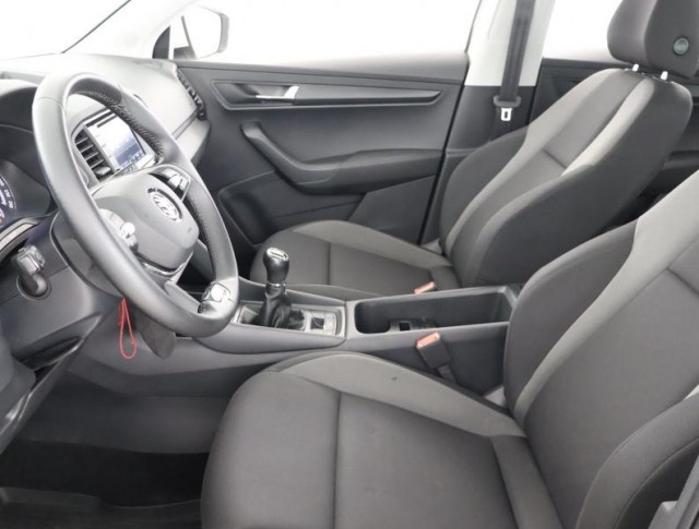 Škoda Karoq  1.0 TSI Active