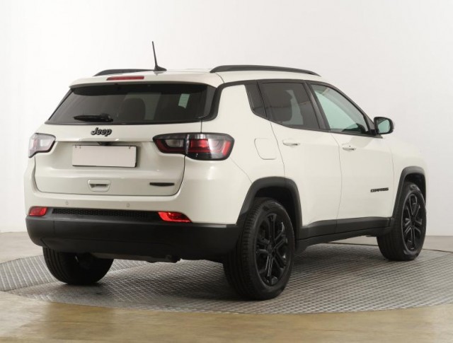 Jeep Compass  1.3 T-GDI Night Eagle