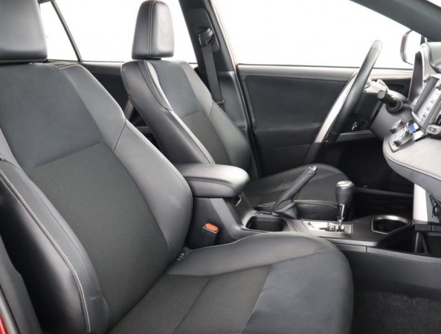 Toyota RAV 4  2.5 Hybrid 