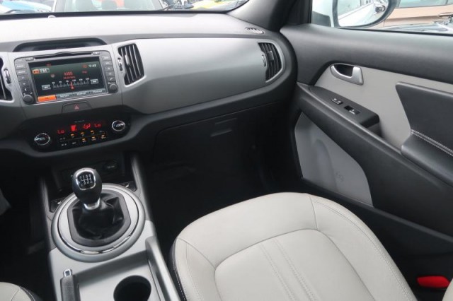 Kia Sportage  1.7 CRDi 