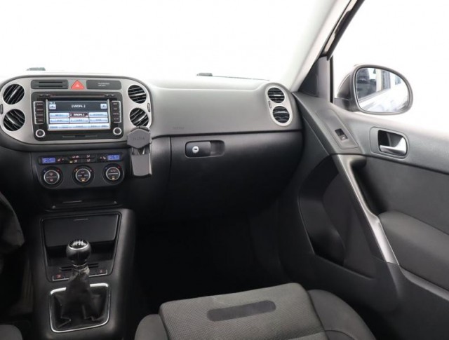 Volkswagen Tiguan  2.0 TDI 
