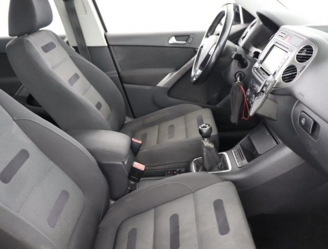 Volkswagen Tiguan  2.0 TDI 