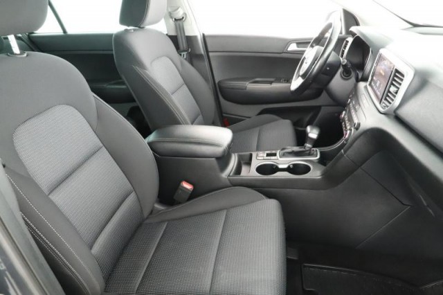 Kia Sportage  1.6 CRDi MHEV Black Edition