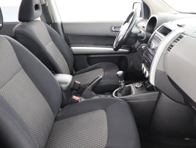 Nissan X-Trail  2.0 dCi 