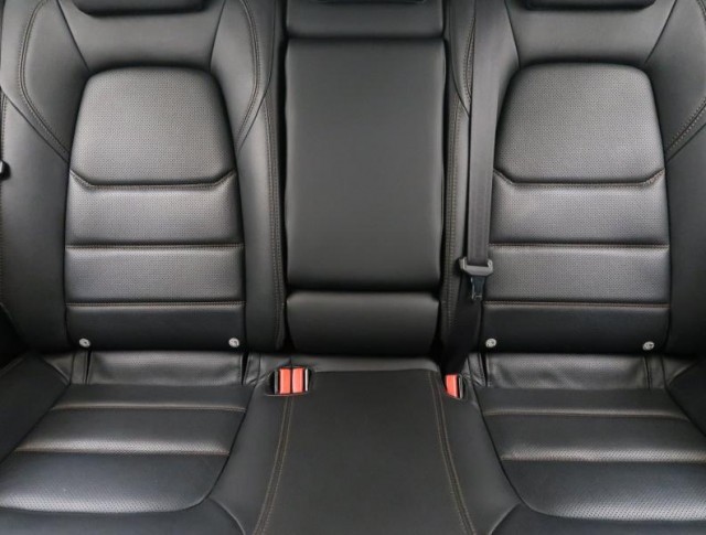 Mazda CX-5  2.5 Skyactiv-G Revolution TOP
