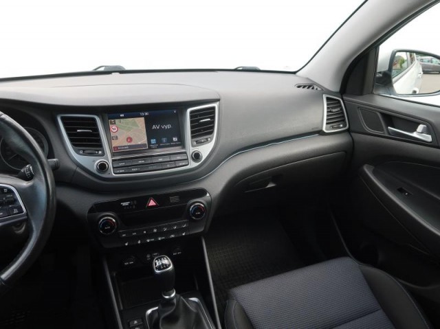 Hyundai Tucson  1.7 CRDi 