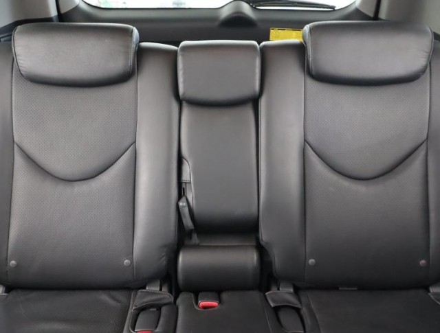 Toyota RAV 4  2.2 D-CAT Executive