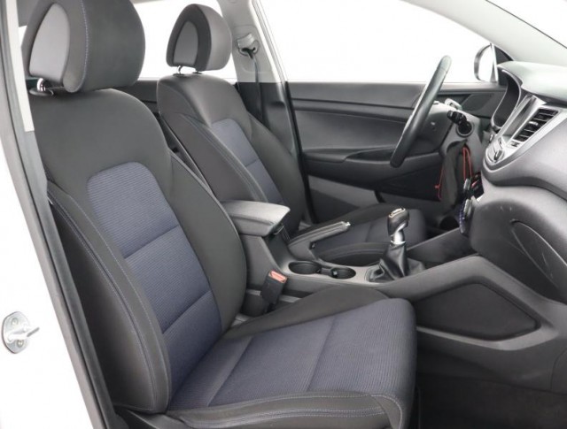 Hyundai Tucson  1.7 CRDi 