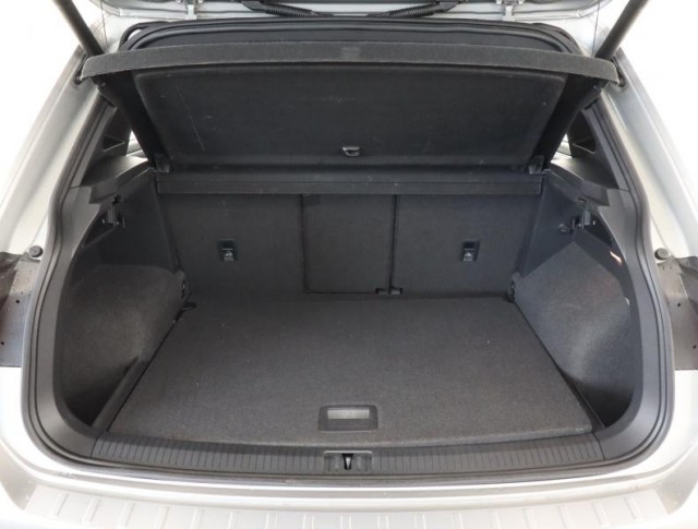 Volkswagen Tiguan  2.0 TDI R-Line