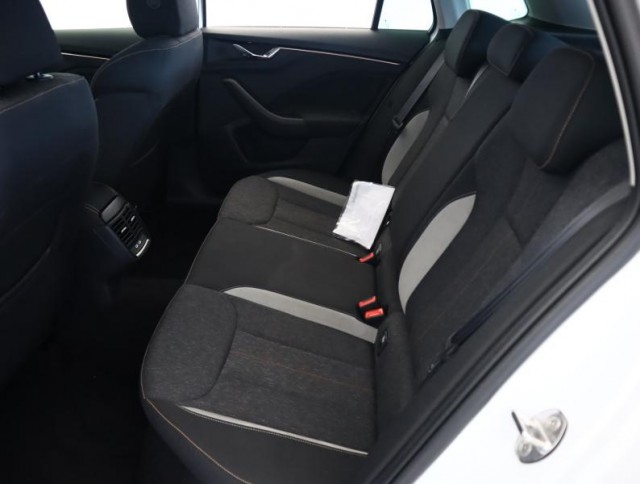 Škoda Kamiq  1.0 TSI Style