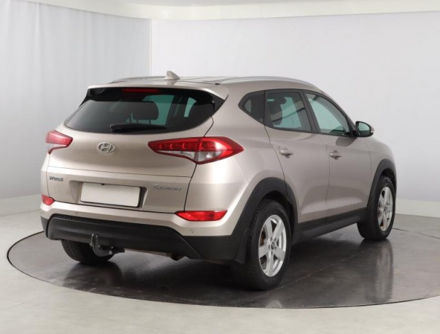Hyundai Tucson  1.7 CRDi 