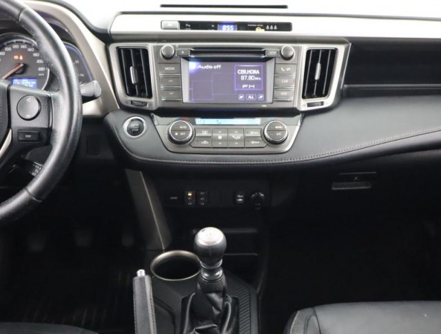 Toyota RAV 4  2.2 D-4D Executive