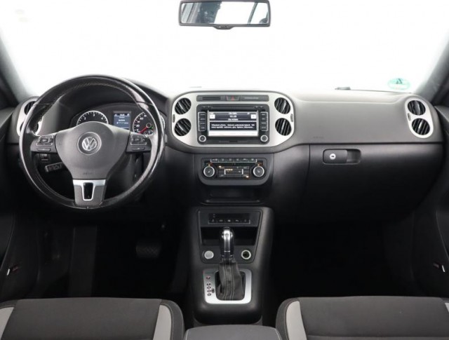 Volkswagen Tiguan  2.0 TDI Sport