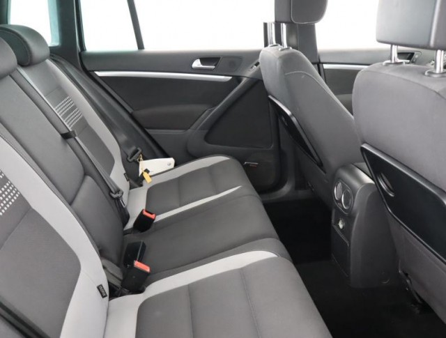 Volkswagen Tiguan  2.0 TDI Sport