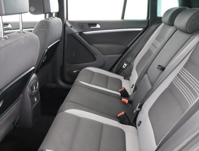 Volkswagen Tiguan  2.0 TDI Sport