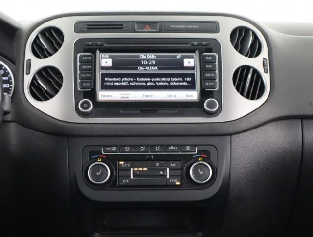 Volkswagen Tiguan  2.0 TDI Sport