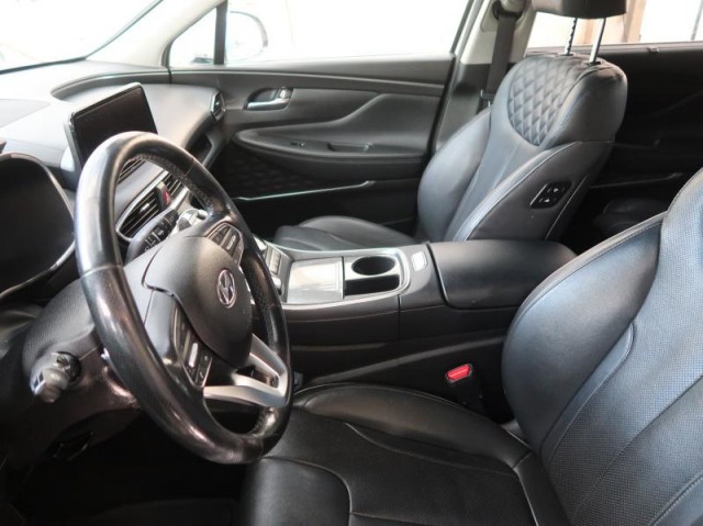 Hyundai Santa Fe  Hybrid 