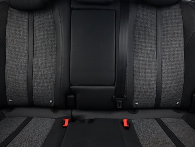 Peugeot 3008  1.5 BlueHDi 