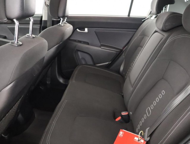 Kia Sportage  2.0 CRDi 