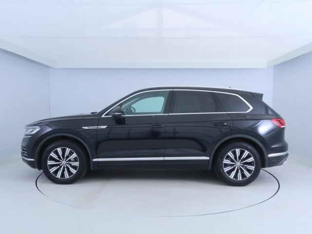 Volkswagen Touareg  3.0 TDI 