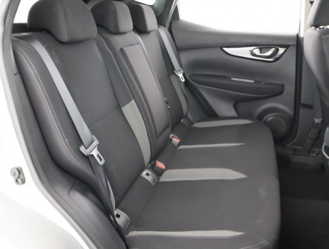 Nissan Qashqai  1.2 DIG-T 