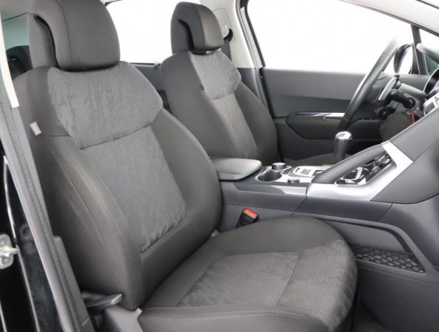 Peugeot 3008  1.6 HDi 
