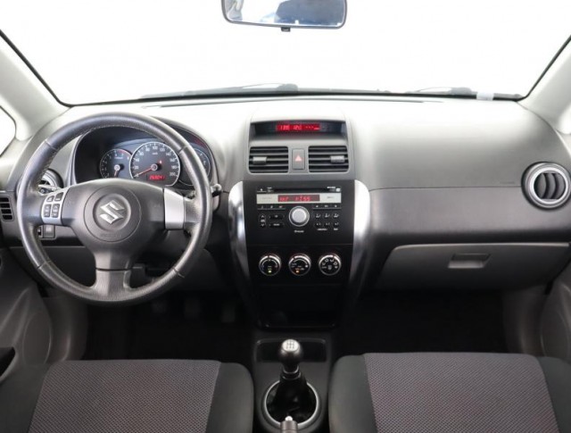 Suzuki SX4  1.6 VVT Club