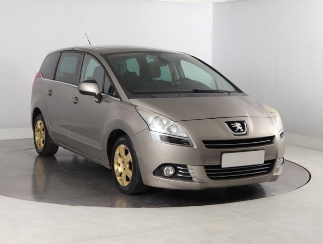 Peugeot 5008  2.0 HDI 