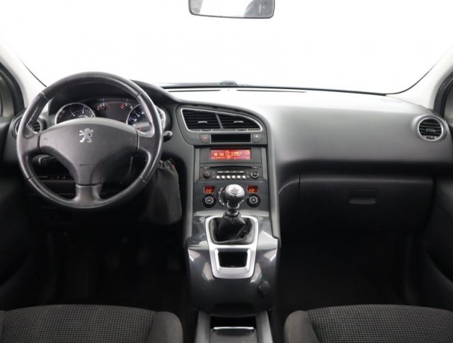 Peugeot 5008  2.0 HDI 