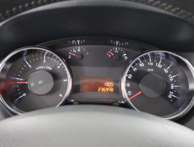 Peugeot 5008  2.0 HDI 