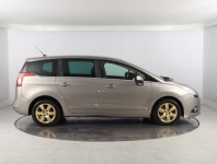Peugeot 5008  2.0 HDI 