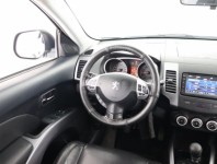 Peugeot 4007  2.2 HDI 