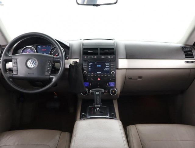 Volkswagen Touareg  3.0 V6 TDI 