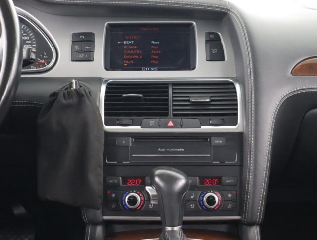 Audi Q7  3.0 TDI S-Line