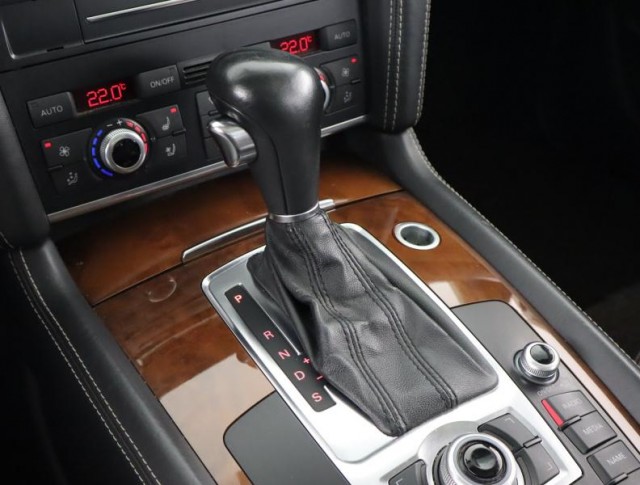 Audi Q7  3.0 TDI S-Line