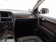 Audi Q7  3.0 TDI S-Line