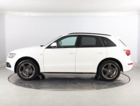 Audi Q5  2.0 TDI S line