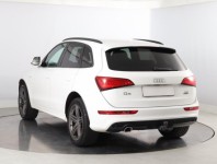 Audi Q5  2.0 TDI S line