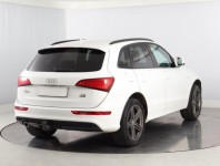 Audi Q5  2.0 TDI S line