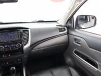 Mitsubishi L200  2.4 DI-D Invite