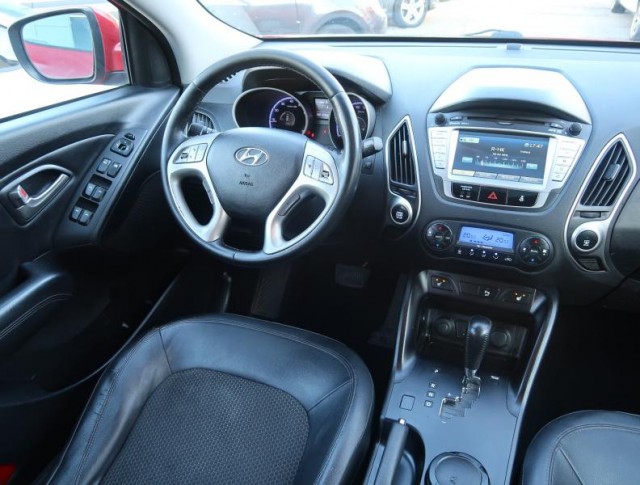 Hyundai ix35  2.0 CVVT 