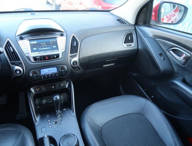 Hyundai ix35  2.0 CVVT 