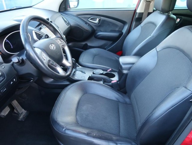 Hyundai ix35  2.0 CVVT 