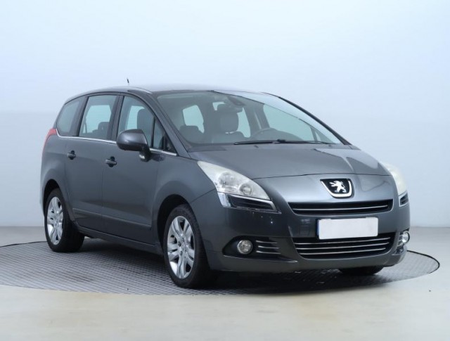 Peugeot 5008  1.6 HDi 