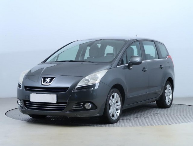 Peugeot 5008  1.6 HDi 