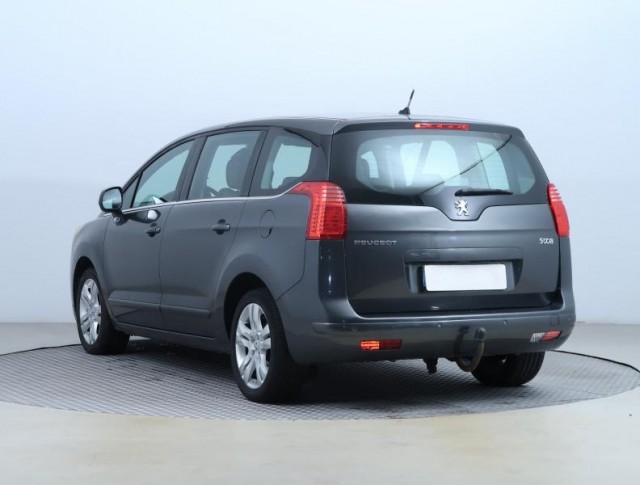 Peugeot 5008  1.6 HDi 
