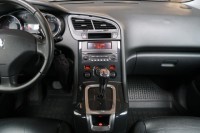 Peugeot 5008  1.6 HDi 