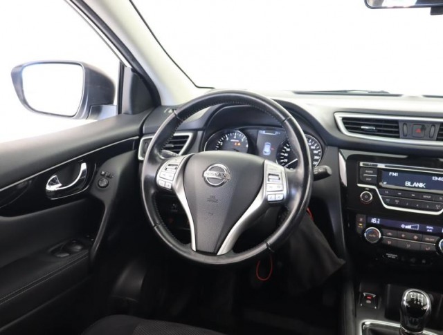 Nissan Qashqai  1.6 DIG-T 