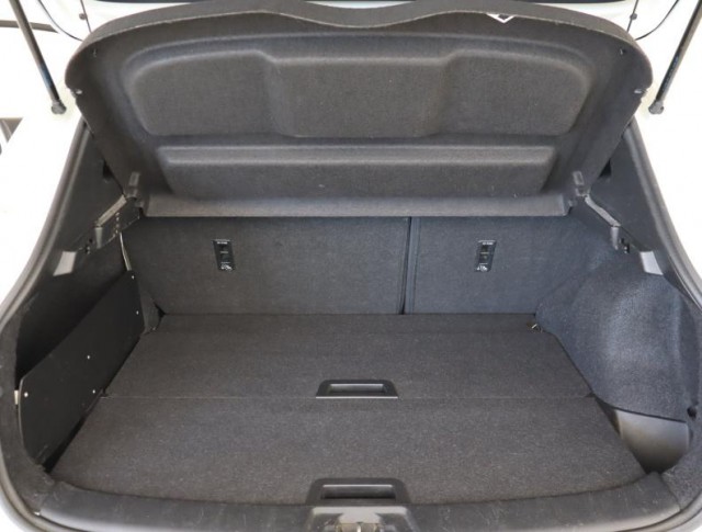 Nissan Qashqai  1.6 DIG-T 