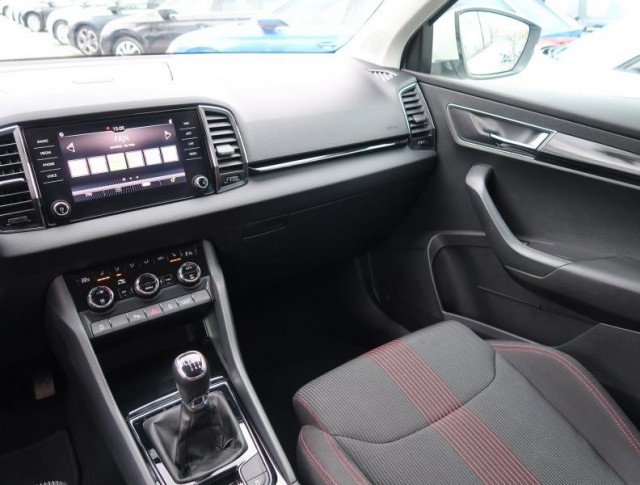 Škoda Karoq  1.5 TSI 